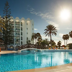 https://marinas-de-nerja.hotelsinnerja.org